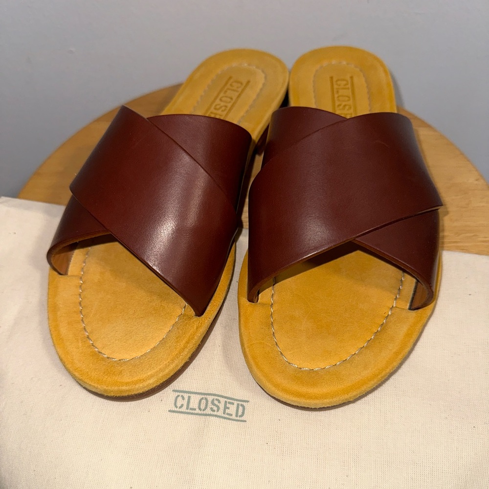 CLOSED Crossover Brown Leather Sandals